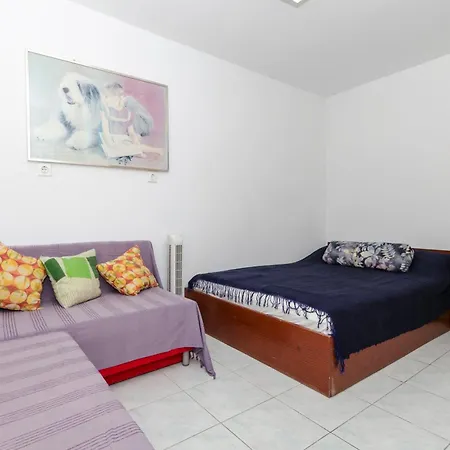 Sanja Appartement *